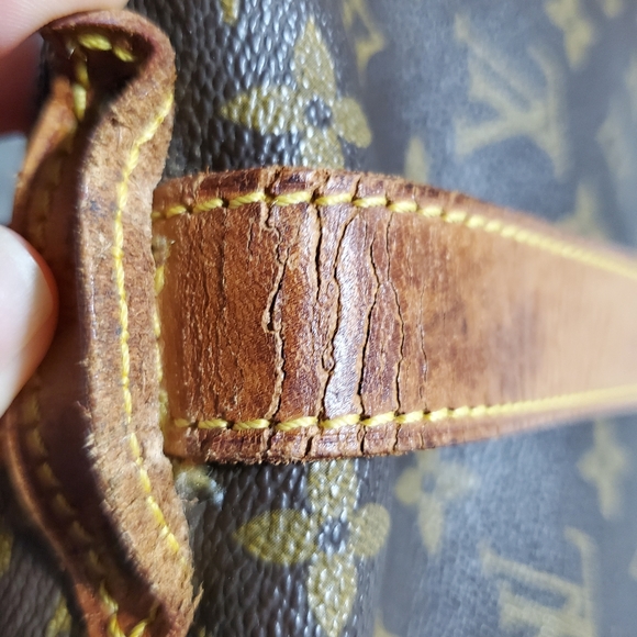 LV saumur 35 - Picture 7 of 16